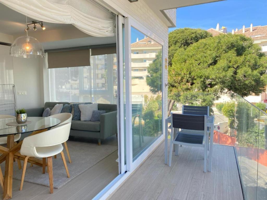Brisa Puerto Marina Apartments Бенальмадена Экстерьер фото