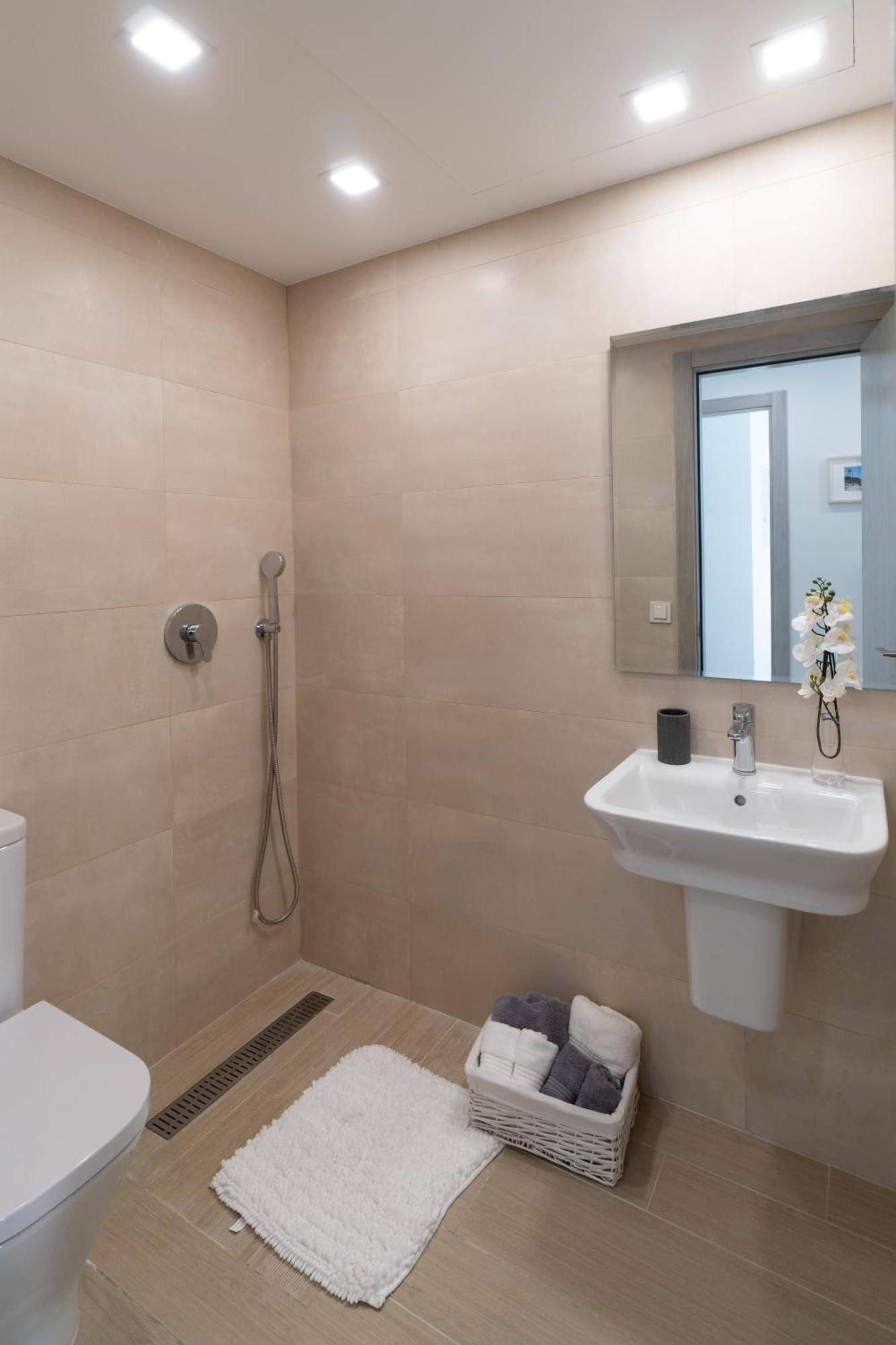 Brisa Puerto Marina Apartments Бенальмадена Экстерьер фото